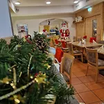 - Kärntnerhof Faak am See