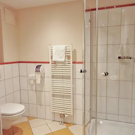 אורחן - Kaerntnerhof פאק אם סי