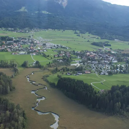 - Kaerntnerhof Zajazd *