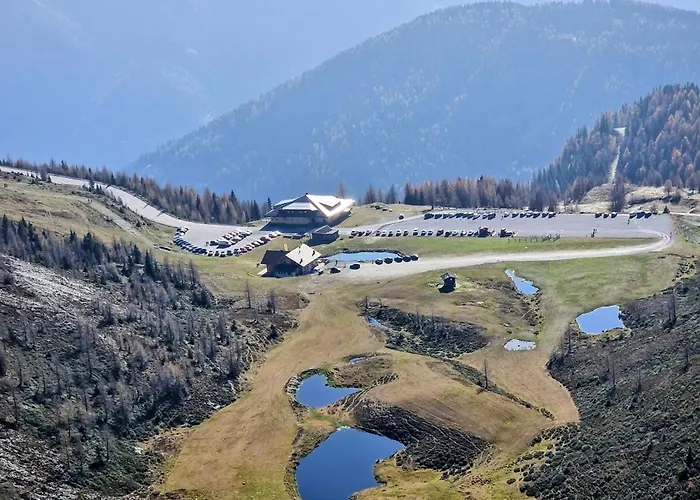 - Kaerntnerhof Zajazd Faak am See
